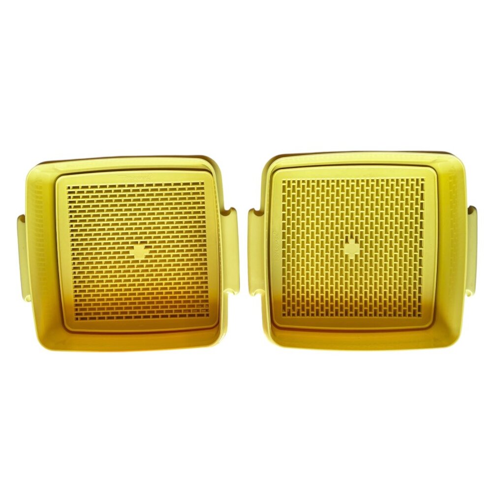 Tupperware Portable Food Set With Insets & Handle - Yellow Plastic Containers - Picture 4 of 12